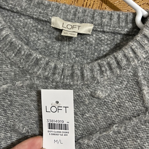 Loft Women’s Gray Bobble Poncho Fall/Winter Sweater Sz-M/L NWT - Picture 5 of 7